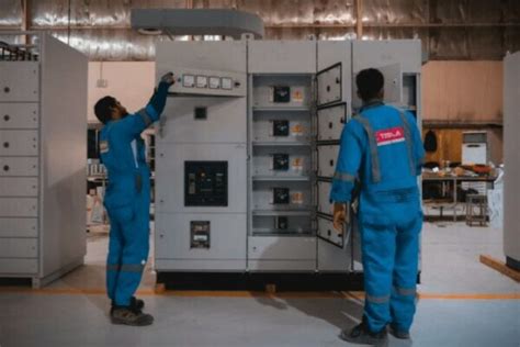 switchgear companies in qatar